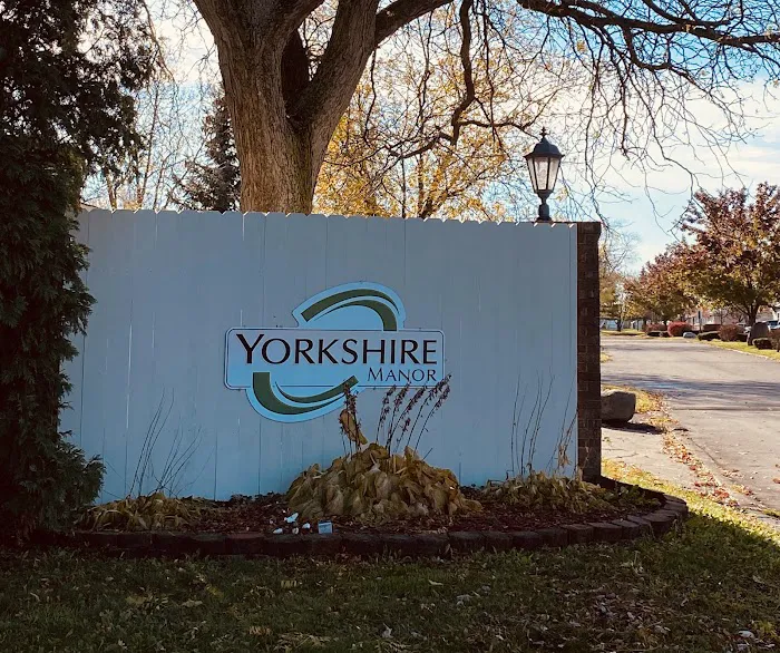 Yorkshire Manor Picture 10