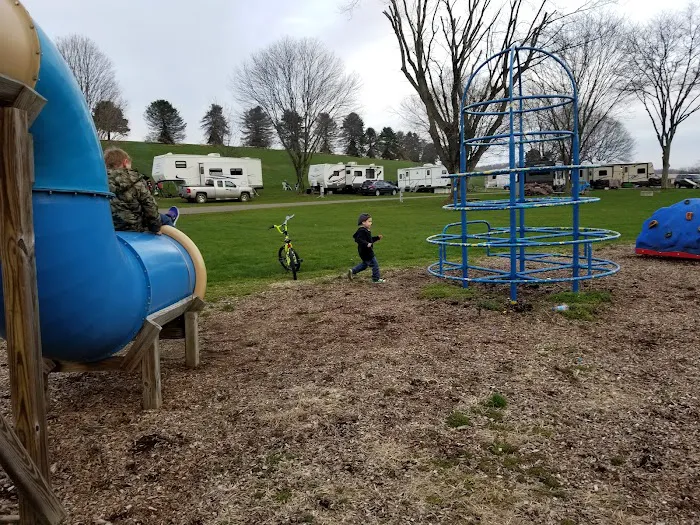 Wheel-In Campground Picture 8