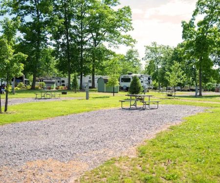 Red Rock Ponds RV Resort