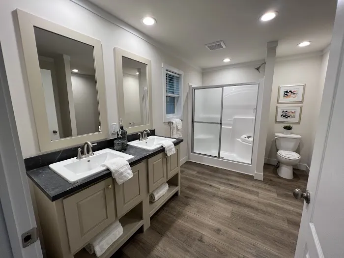 Hillcrest Acres Manufactured Home Community Picture 4