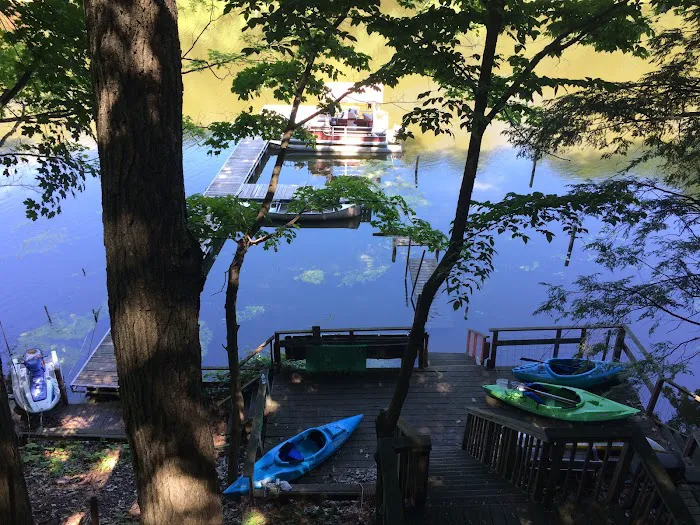 Riverview Camp Ground & Marina Picture 8