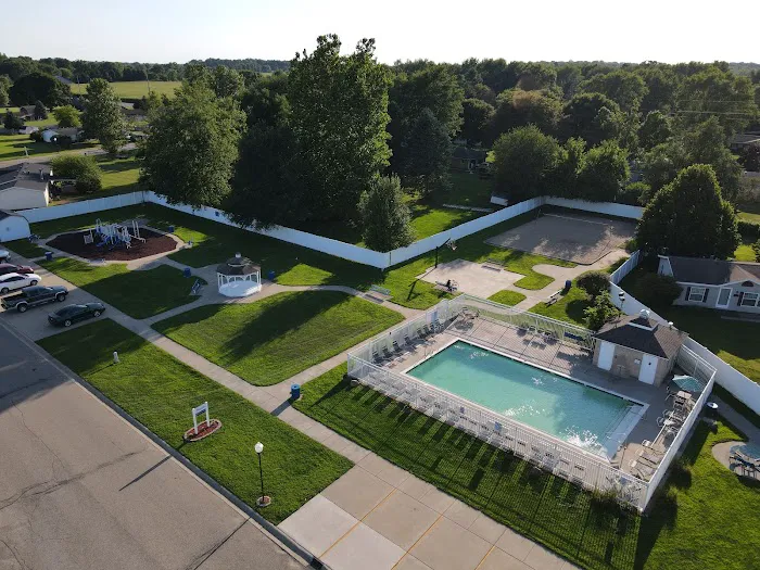 Broadmore Estates Picture 7