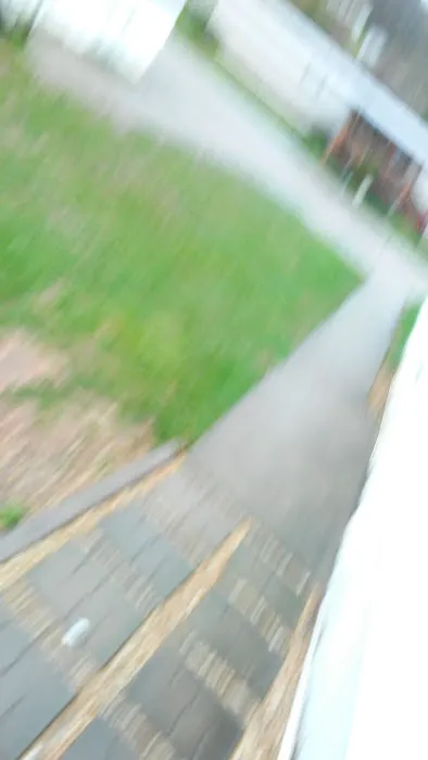 Dalewood Mobile Home Park Picture 8