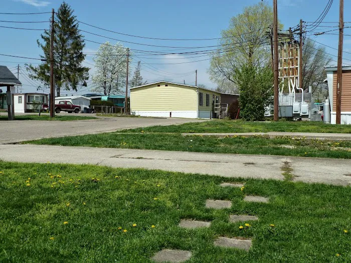 Hazelhurst Mobile Home Park Picture 10