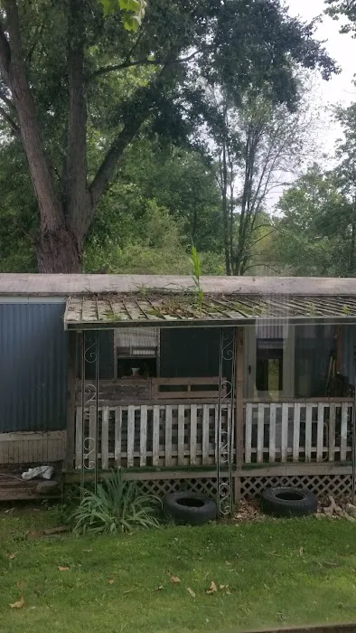 Elephant Hill Mobile Home Park Picture 7