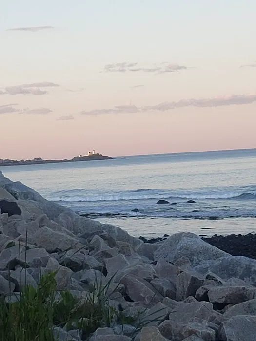 Libby's Oceanside Camp Picture 5