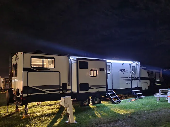 Libby's Oceanside Camp Picture 6