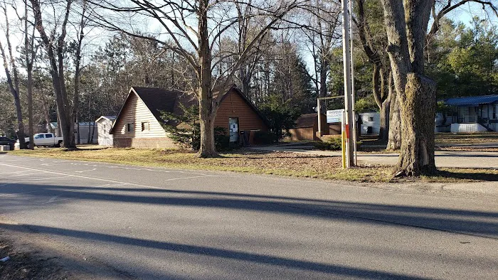 Whispering Pines Trailer Park Picture 1