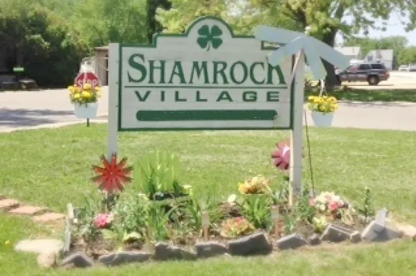 Shamrock Village Manufactured Home Community Picture 5