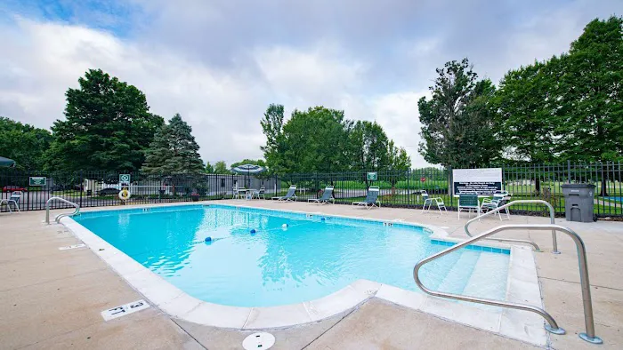 Brookside Manor Picture 6