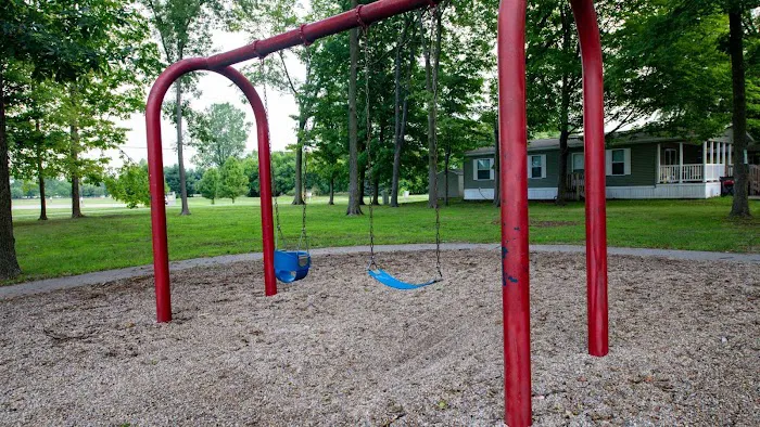 Brookside Manor Picture 10