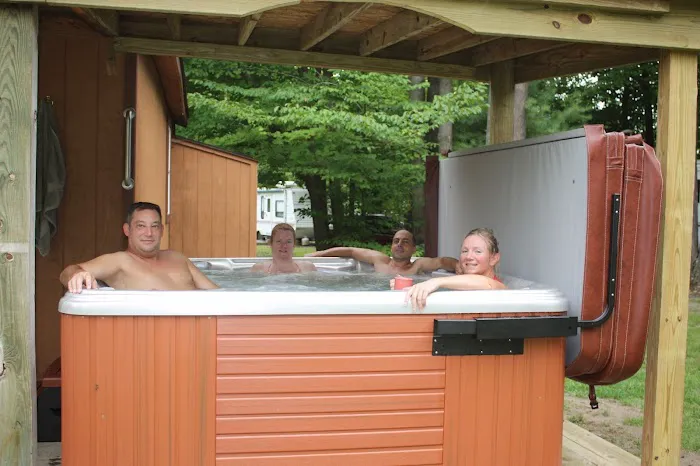 Forest Ridge Cabins and Campgrounds Picture 10
