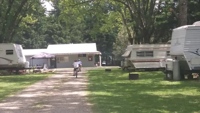 Bear Claw Campground Picture 4