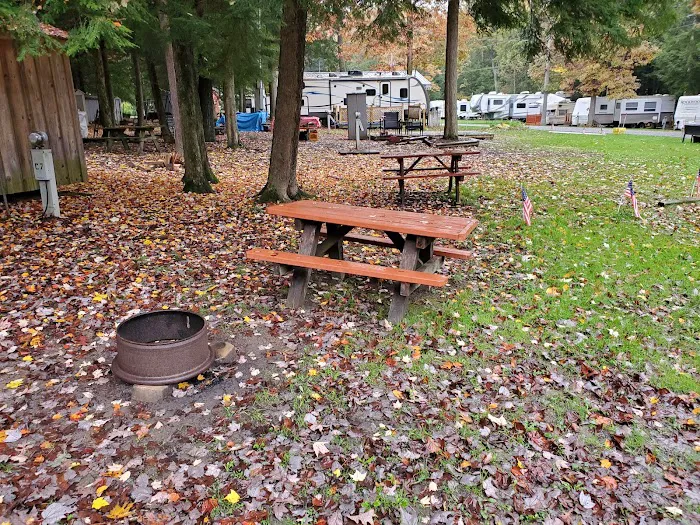 White's Haven Campground Picture 6