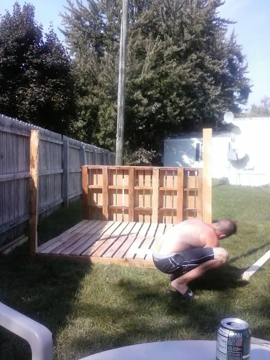 Poplar's Mobile Home Park Picture 6