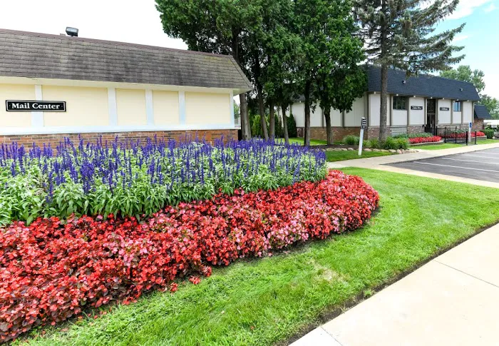 Kensington Place Mobile Home Park Picture 9