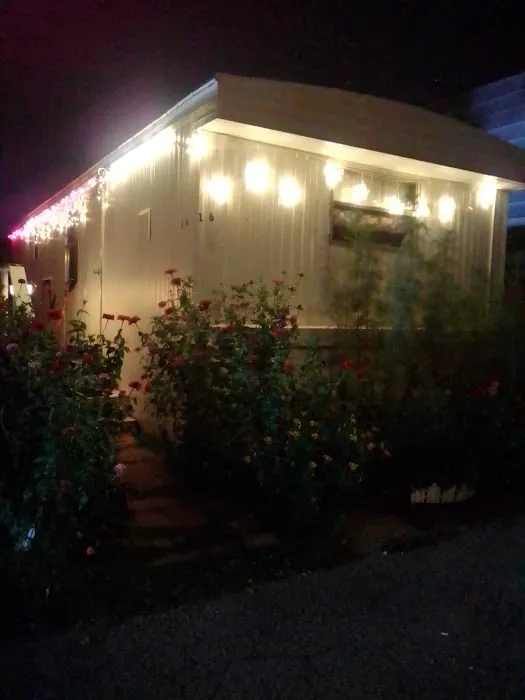 Old Orchard Mobile Home Park Picture 4
