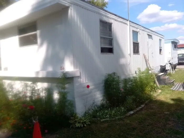 Old Orchard Mobile Home Park Picture 2