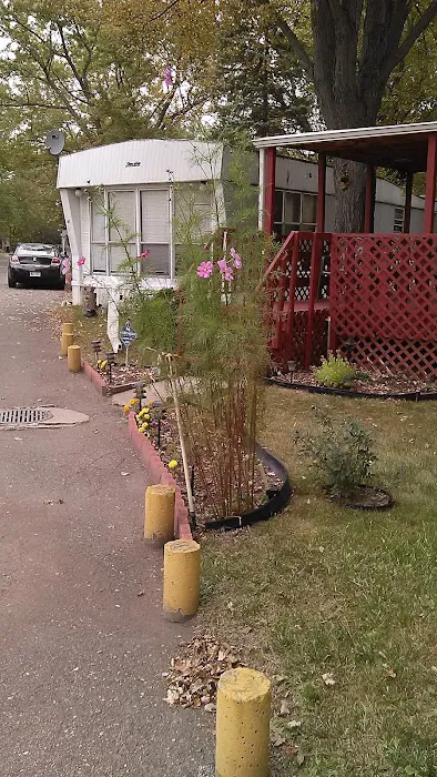 Riverview Trailer Park Picture 3