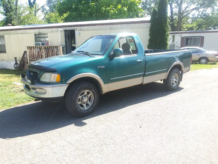 Riverview Trailer Park Picture 4