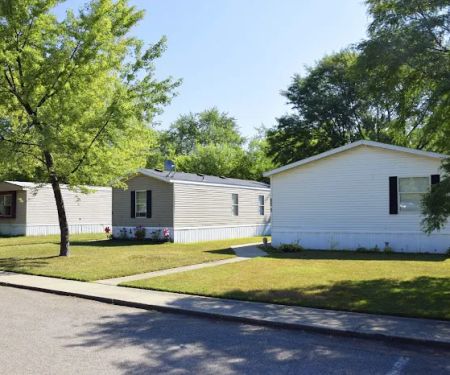 Metro Commons Manufactured Home Community