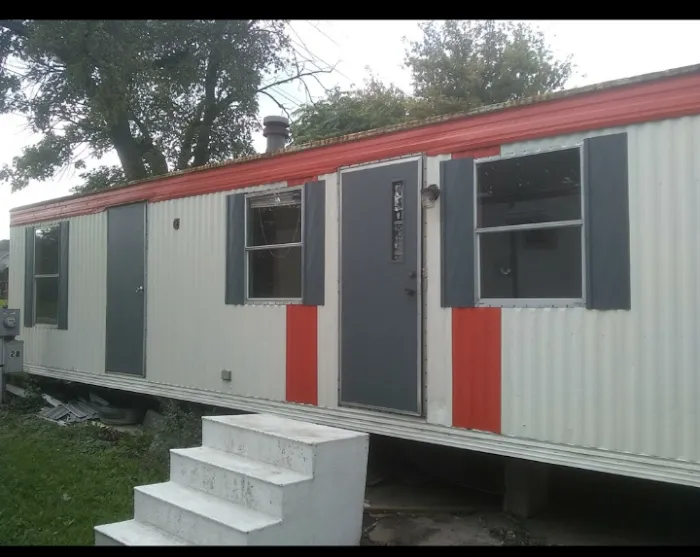 Pine Grove Mobile Home Park Picture 10