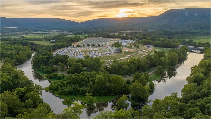 Luray RV Resort on Shenandoah River Picture 10