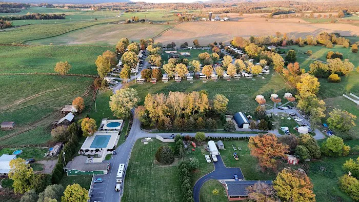 Spacious Skies Campgrounds - Shenandoah Views Picture 2