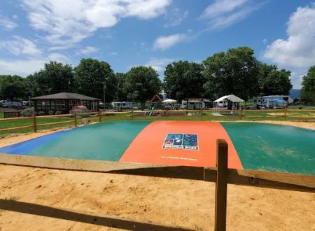 Spacious Skies Campgrounds - Shenandoah Views