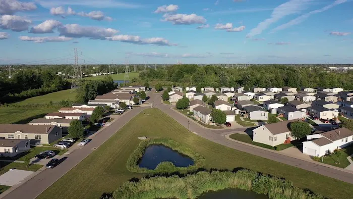 Tanglewood Village Picture 9