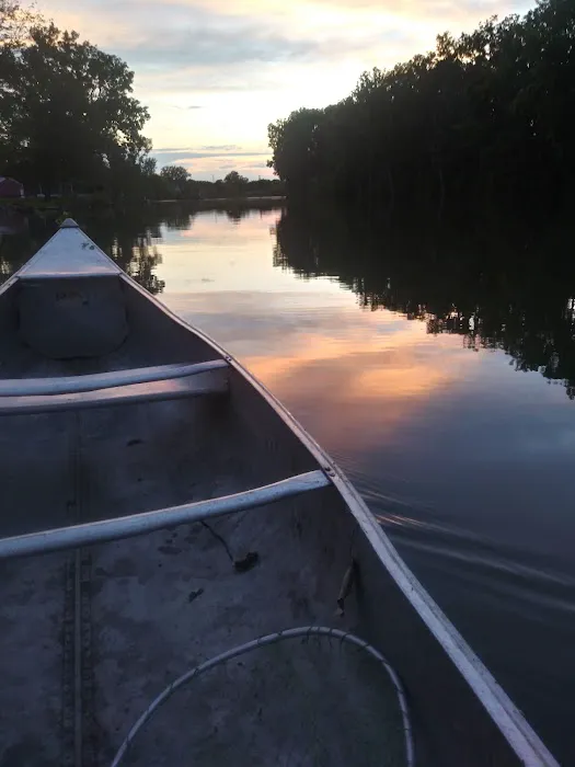Huron River Mobile Home Park Picture 7