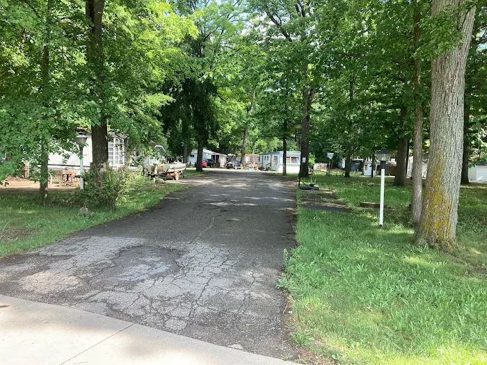Winslow Mobile Home Park Picture 2
