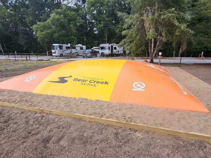 The Landing at Bear Creek RV Park & Campground Picture 10