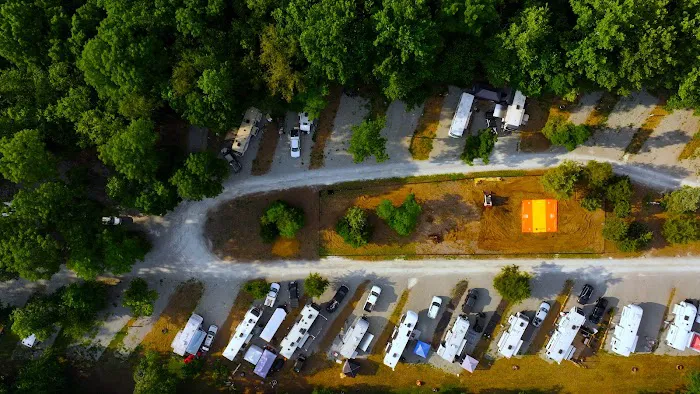 The Landing at Bear Creek RV Park & Campground Picture 3