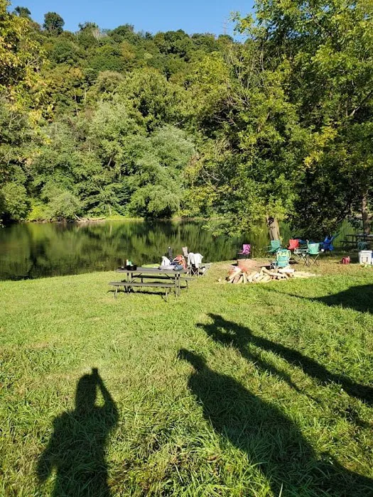 (1) HILLCREST RIVER CAMPGROUND (2) CANAL TUNNEL RIVER CAMPGROUND Picture 4