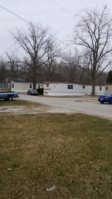 Cedar Creek Mobile Home Park Picture 2