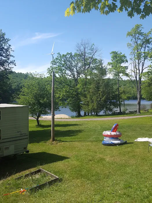 Little Brown Lake Campground Picture 6