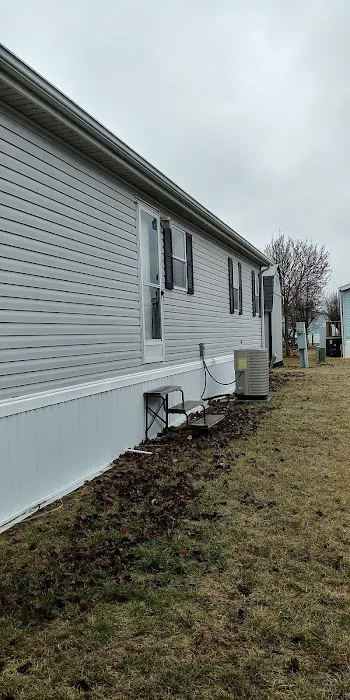 Quail Creek Mobile Home Park Picture 2