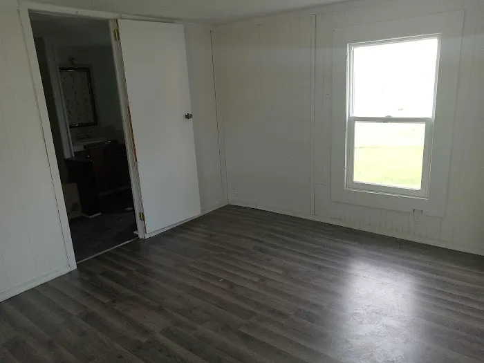 Etna Green Mobile Home Park Picture 8