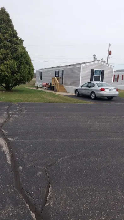 Creekside Village Mobile Home Community Picture 3
