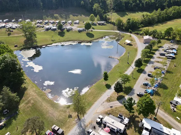 Fox Den Acres Campgrounds Picture 1