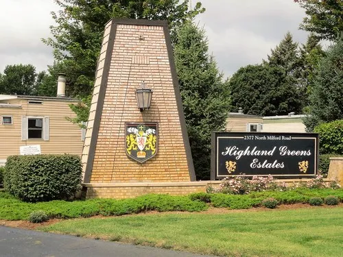 Highland Greens Estates Picture 3