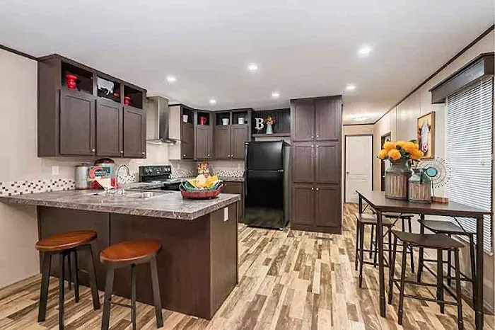 Robbinwood Villa Picture 5