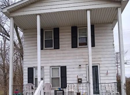 Pat's Trailer Court
