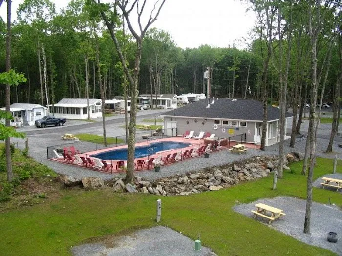 Paradise Park Resort Campground Picture 7