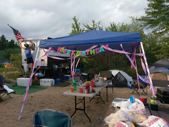 Fiddlehead Campground Picture 7