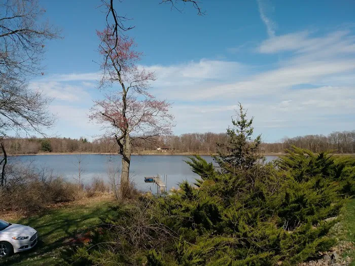 Colby Lake Home Sales/Quiet Cove Park Picture 5