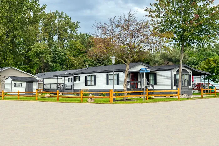 Grandshire Estates Manufactured Housing Community Picture 10