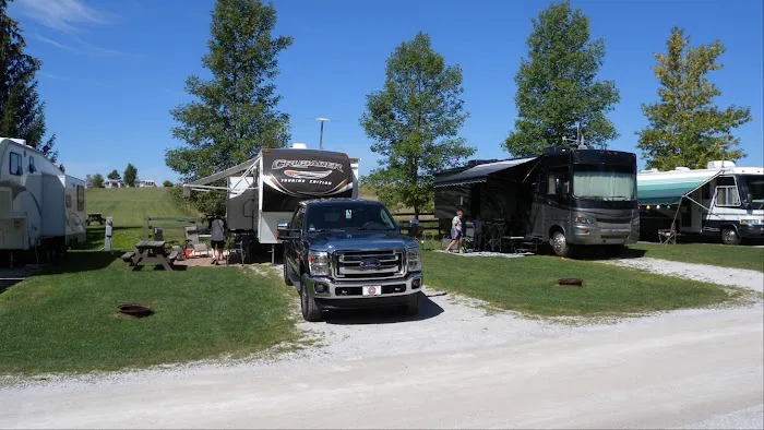 Alburgh RV Resort & Travel Sales Picture 2