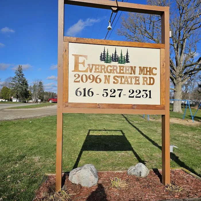 Evergreen Mobile Home Community Picture 10